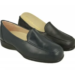 Mocasin De Calzamedi Con Bordon En Pala Y Planta Extraible De Descanso, Piso De Caucho Y Horma De Ancho Especial