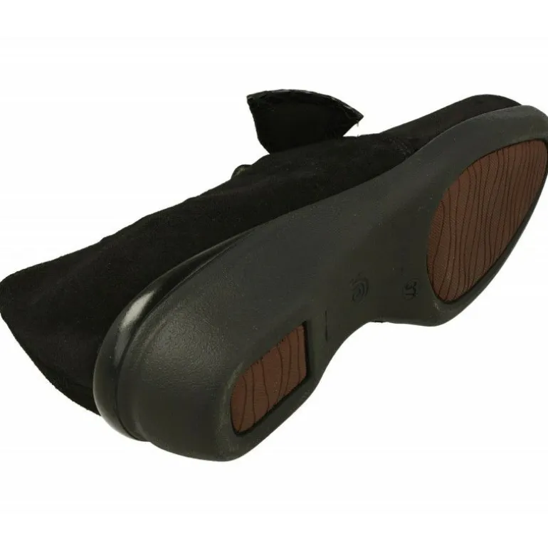 Mocasin De Comfort Class En Piel Nobuck Con Lazo Contrastado Charol, Piso De Descanso Y Planta Anatomica Extraible