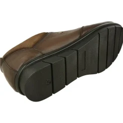 Mocasin De Doctor Cutillas Con Elasticos En Pala Abotinada, Piso De Cuna De Caucho Y Planta Extraible