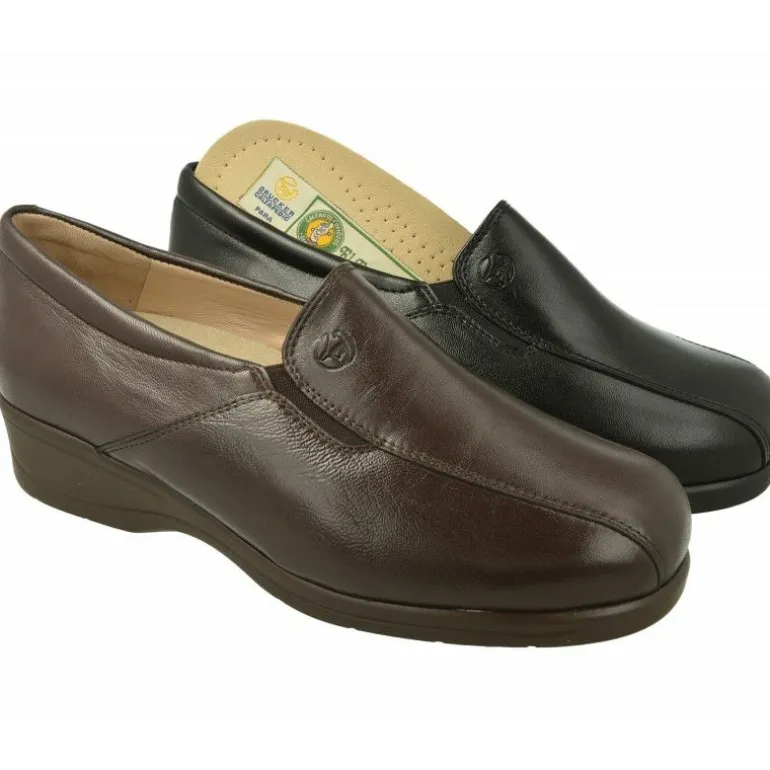 Mocasin De Drucker Con Pala Abotinada Elasticos Y Piel De Cordero.