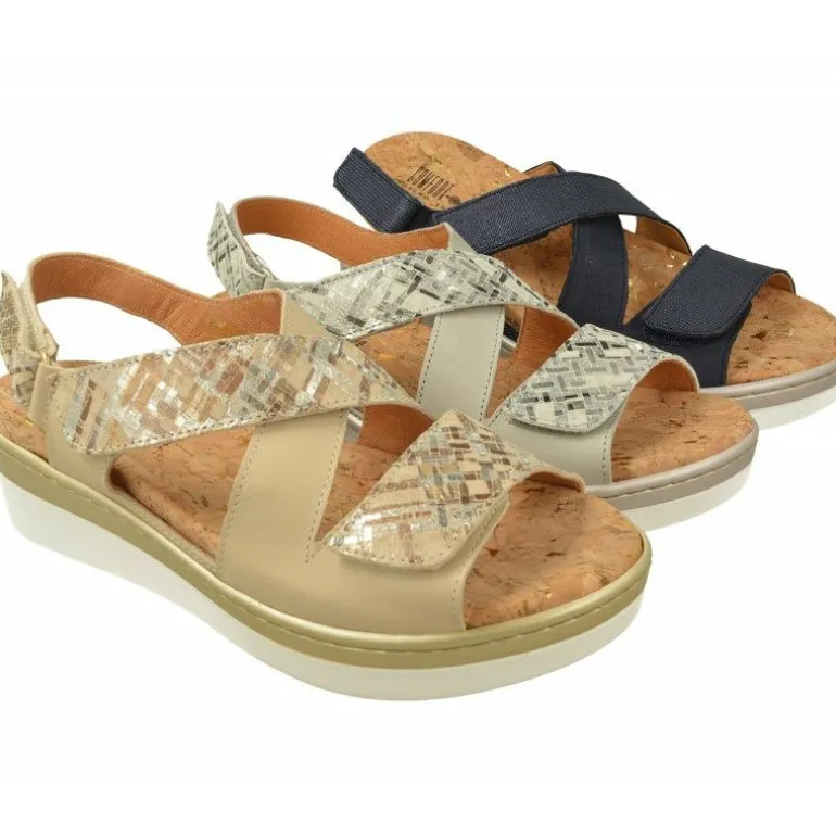 Sandalia De Comfort Class Con Tiras Cruzadas Ajustalbles En Piel Vacuna Combinada Con Grabado. Cuna De Amortiguacion Corrida Y P