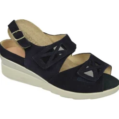 Sandalia De Comfort Class (Essential) Con Doble Tira De Velcro Ajustable En Piel Nobuck Y Planta Extraible, Piso De Cuna Ligera