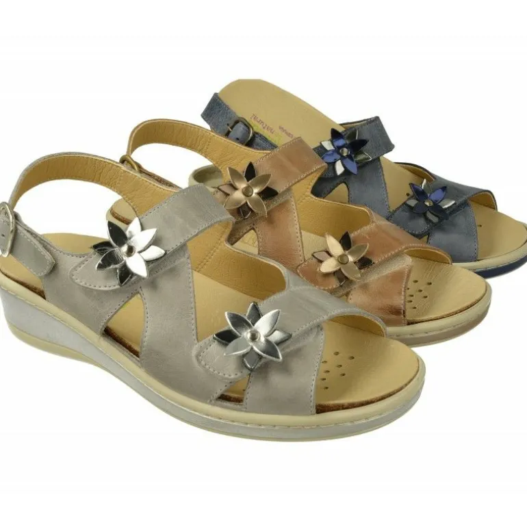 Sandalia Del Doctor Cutillas Con Doble Velcro Y Flor En Pala Con Piso De Descanso Y Palnta Anatomica Extraible