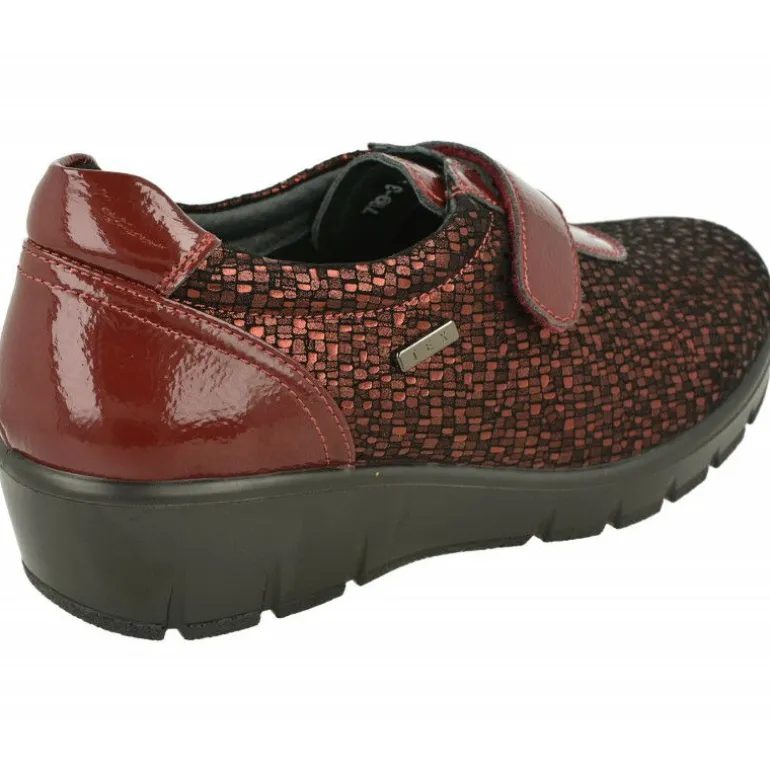 Velcro De G Comfort En Piel Grabada Con Planta De Descanso, Piso De Amortiguacion Y Membrana Impermeable